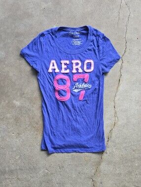 vtg y2k aero cut sew baby tee